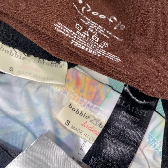 Women’s leggings bundle - Picture 6 of 15